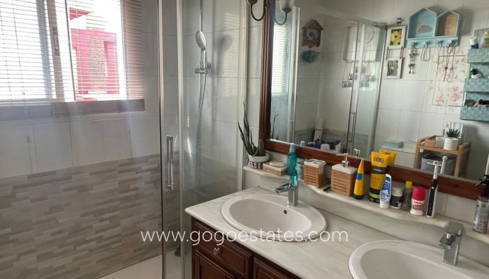 Te koop - Huis - Stadswoning - Formentera de Segura