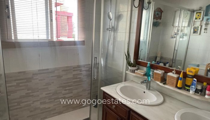 Te koop - Huis - Stadswoning - Formentera de Segura