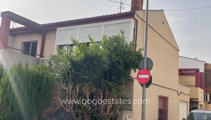 Te koop - Huis - Stadswoning - Formentera de Segura