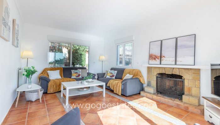 Te koop - Huis - Vrijstaande Villa - Teulada - Moraira