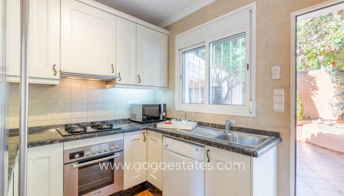 Te koop - Huis - Vrijstaande Villa - Teulada - Moraira