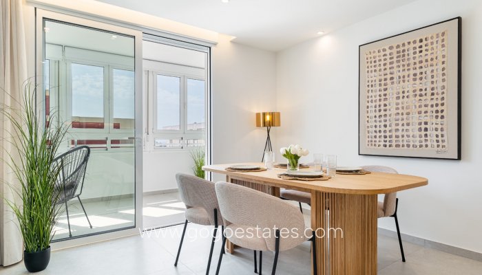 Te koop - Appartement - Penthouse Duplex - Torrevieja - Torrevieja Centro