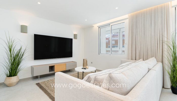 Te koop - Appartement - Penthouse Duplex - Torrevieja - Torrevieja Centro