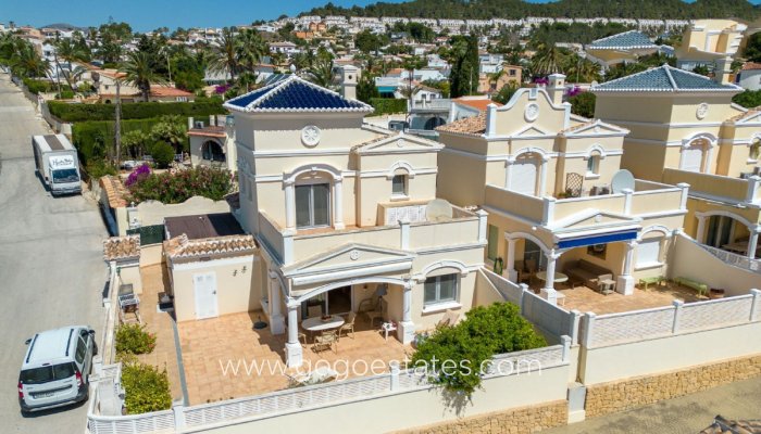 Te koop - Huis - Vrijstaande Villa - Calpe - Calpe Centro