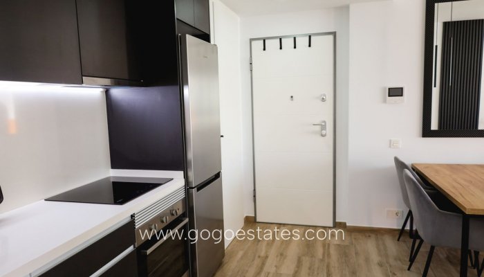 Te koop - Appartement - Appartement op de middelste verdieping - Torrevieja - Torrevieja Centro