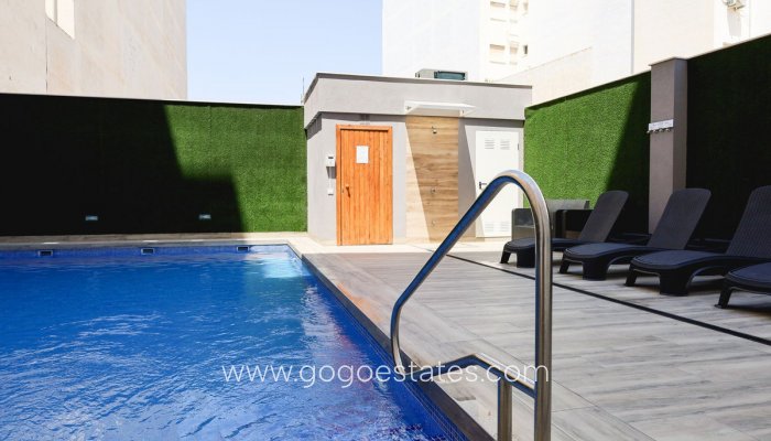 Te koop - Appartement - Appartement op de middelste verdieping - Torrevieja - Torrevieja Centro