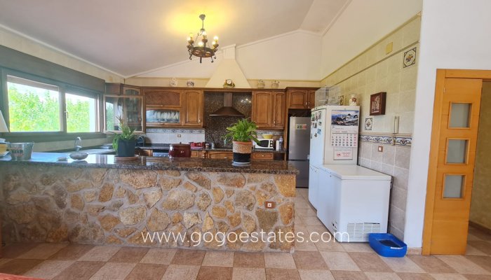 Te koop - Huis - Vrijstaande Villa - Petrel - Petrer