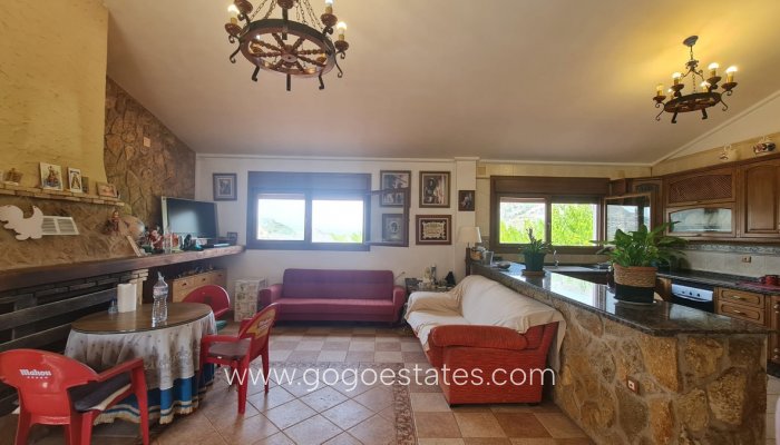 Te koop - Huis - Vrijstaande Villa - Petrel - Petrer