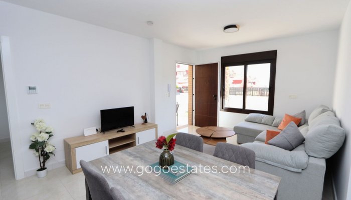 Te koop - Huis - Vrijstaande Villa - Orihuela - Villamartin