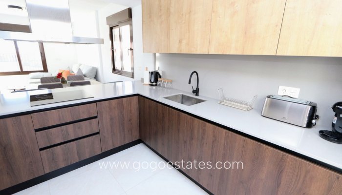 Te koop - Huis - Vrijstaande Villa - Orihuela - Villamartin