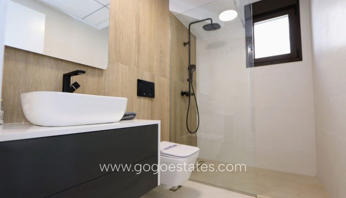 Te koop - Huis - Vrijstaande Villa - Orihuela - Villamartin