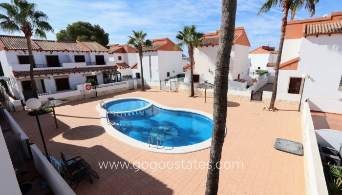 Te koop - Huis - Vrijstaande Villa - Orihuela - Villamartin