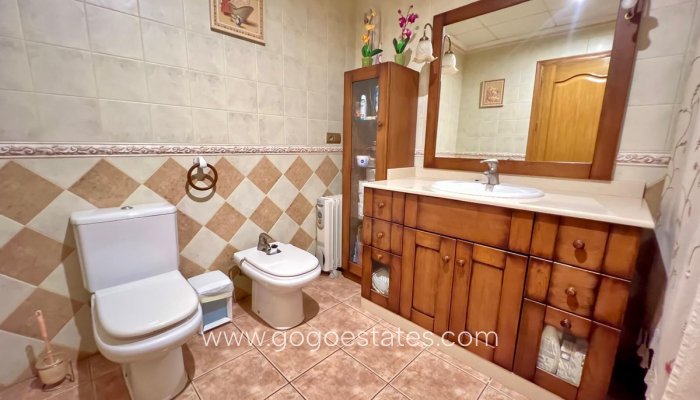 Te koop - Huis - Stadswoning - Pinoso - Pinoso Centro