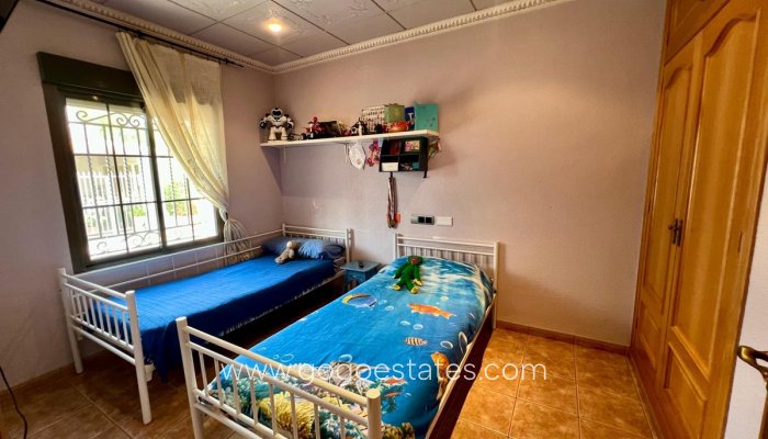 Te koop - Huis - Stadswoning - Pinoso - Pinoso Centro