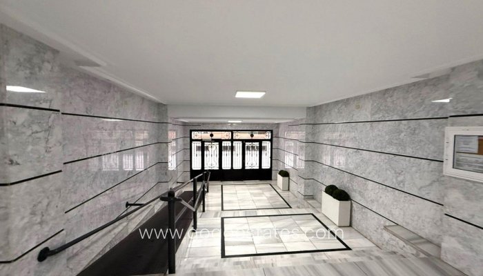 Te koop - Appartement - Appartement op de middelste verdieping - Torrevieja - Torrevieja Centro