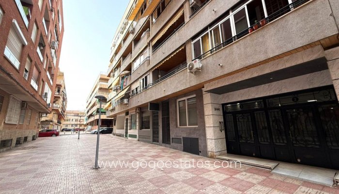Te koop - Appartement - Appartement op de middelste verdieping - Torrevieja - Torrevieja Centro