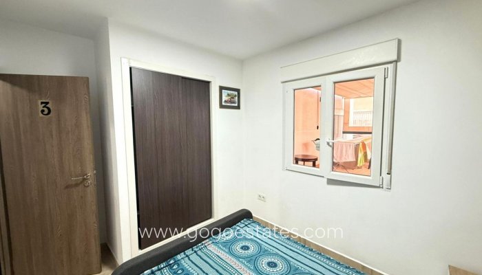 Te koop - Appartement - Appartement op de middelste verdieping - Torrevieja - Torrevieja Centro