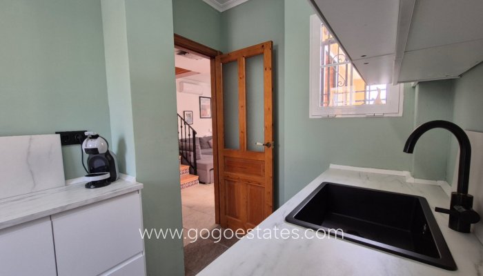 Te koop - Huis - Vrijstaande Villa - Orihuela - Orihuela Centro