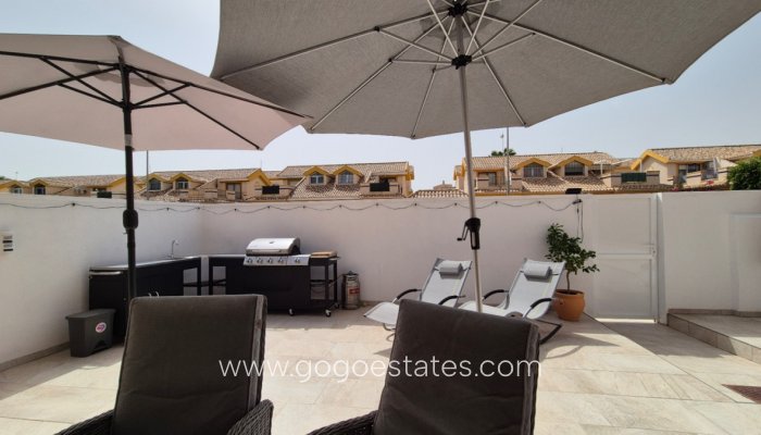 Te koop - Huis - Vrijstaande Villa - Orihuela - Orihuela Centro