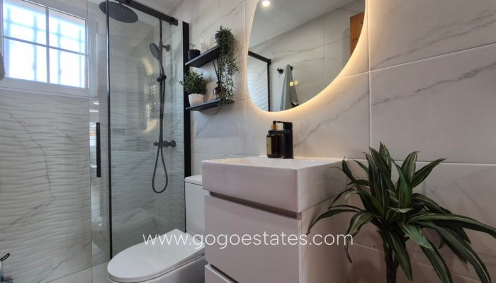 Te koop - Huis - Vrijstaande Villa - Orihuela - Orihuela Centro