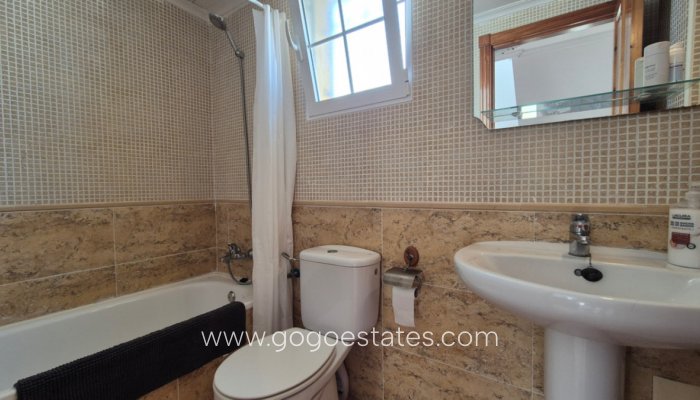 Te koop - Huis - Vrijstaande Villa - Orihuela - Orihuela Centro