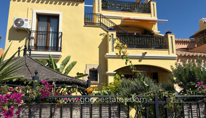 Te koop - Appartement - Appartement op de bovenste verdieping - Algorfa - La finca golf