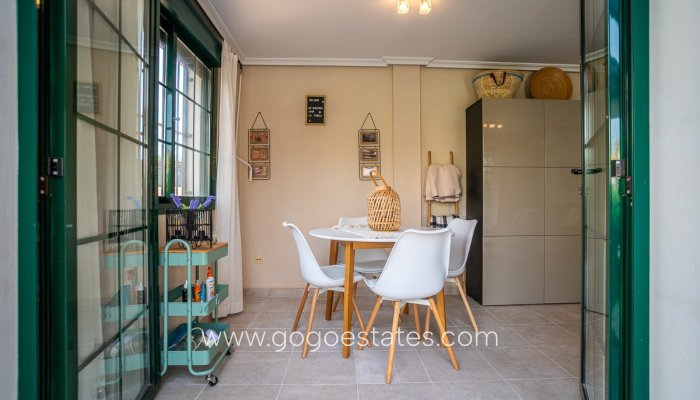 Te koop - Huis - Vrijstaande Villa - Torrevieja - Torrevieja Centro