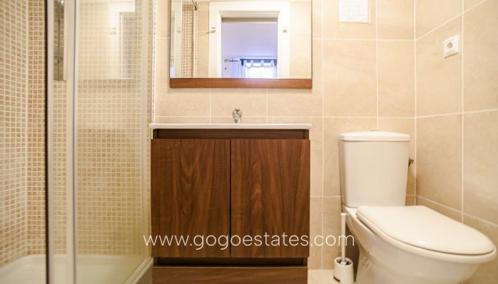 Te koop - Huis - Vrijstaande Villa - Torrevieja - Torrevieja Centro