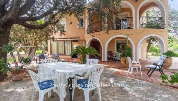 Te koop - Huis - Vrijstaande Villa - Dénia - Denia Centro