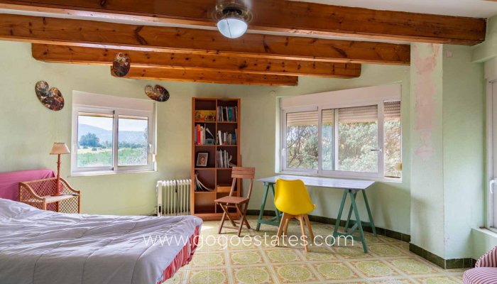 Te koop - Huis - Vrijstaande Villa - Dénia - Denia Centro