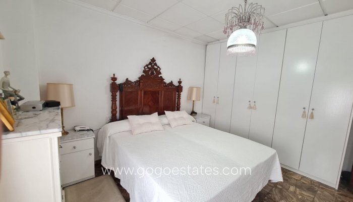 Te koop - Huis - Stadswoning - Elda - Elda Centro