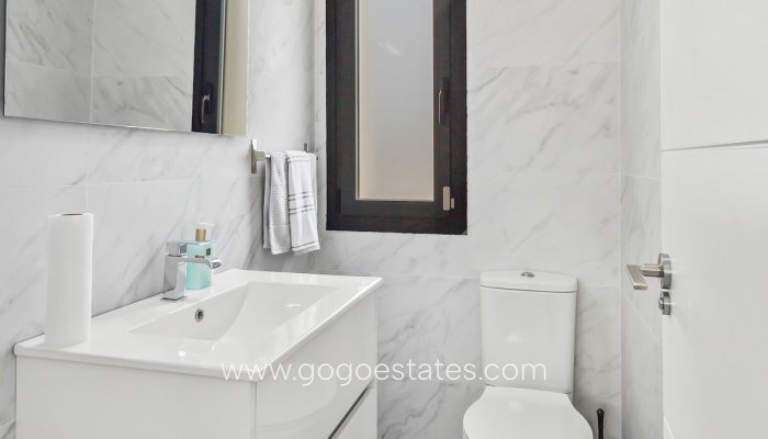 Te koop - Huis - Vrijstaande Villa - Algorfa - Algorfa Centro