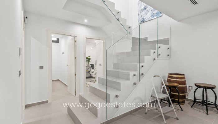 Te koop - Huis - Vrijstaande Villa - Algorfa - Algorfa Centro