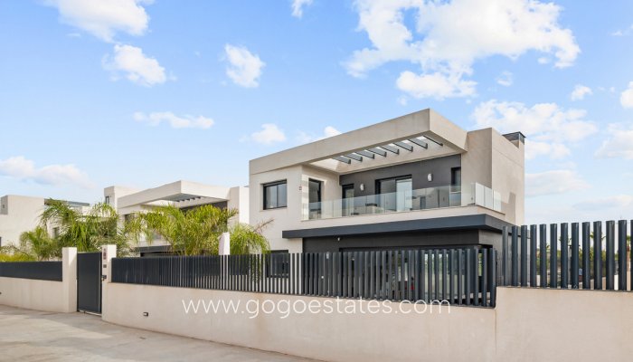 Te koop - Huis - Vrijstaande Villa - Algorfa - Algorfa Centro