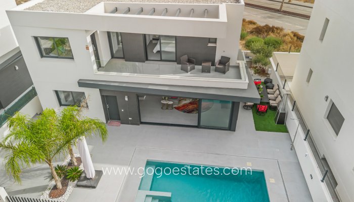 Te koop - Huis - Vrijstaande Villa - Algorfa - Algorfa Centro