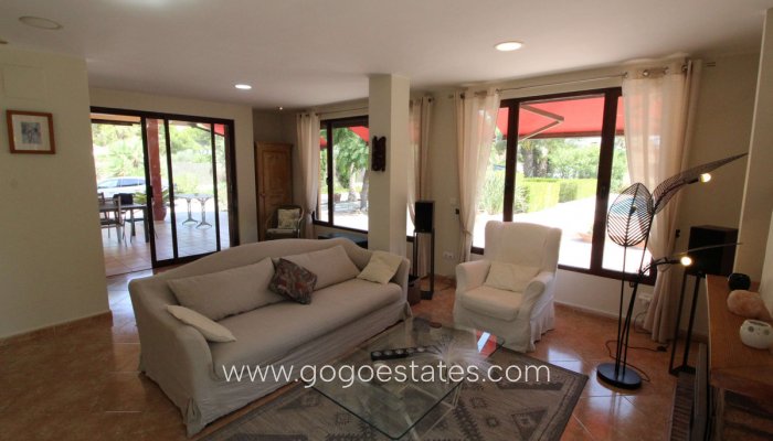 Te koop - Huis - Vrijstaande Villa - Elche - Valverde