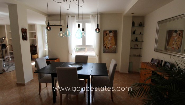 Te koop - Huis - Vrijstaande Villa - Elche - Valverde