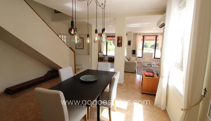 Te koop - Huis - Vrijstaande Villa - Elche - Valverde