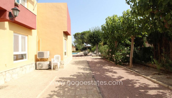 Te koop - Huis - Vrijstaande Villa - Elche - Valverde