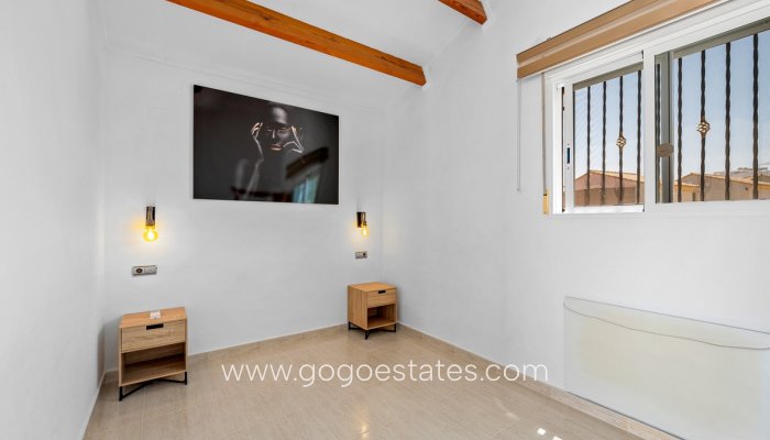 Te koop - Huis - Vrijstaande Villa - Polop - Polop Centro