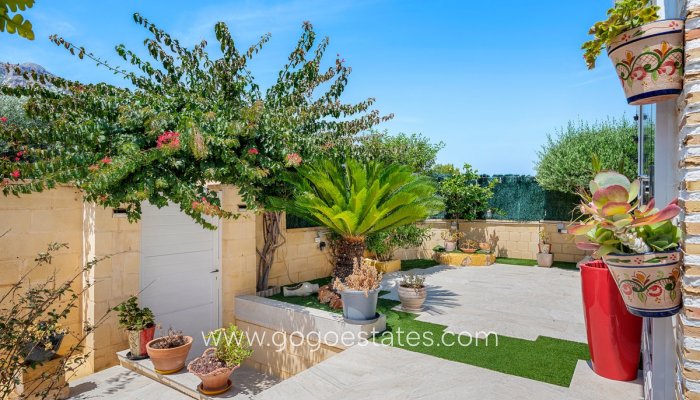 Te koop - Huis - Vrijstaande Villa - Polop - Polop Centro