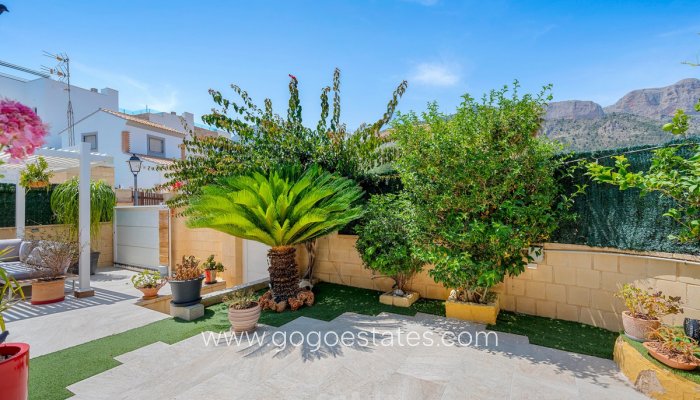 Te koop - Huis - Vrijstaande Villa - Polop - Polop Centro