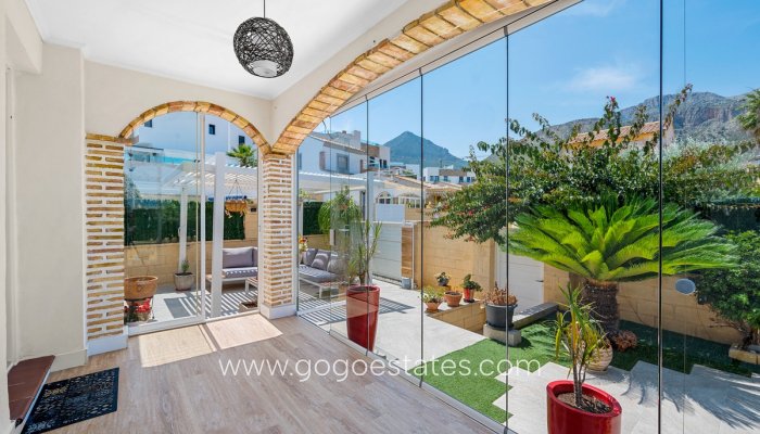 Te koop - Huis - Vrijstaande Villa - Polop - Polop Centro