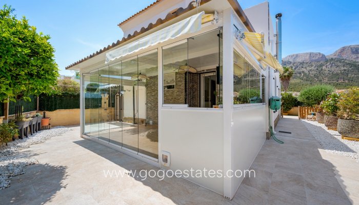 Te koop - Huis - Vrijstaande Villa - Polop - Polop Centro