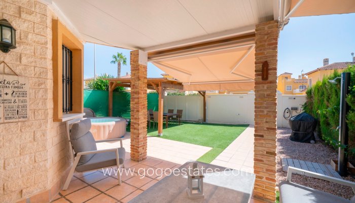 Te koop - Huis - Stadswoning - Guardamar del Segura - Guardamar del Segura Centro