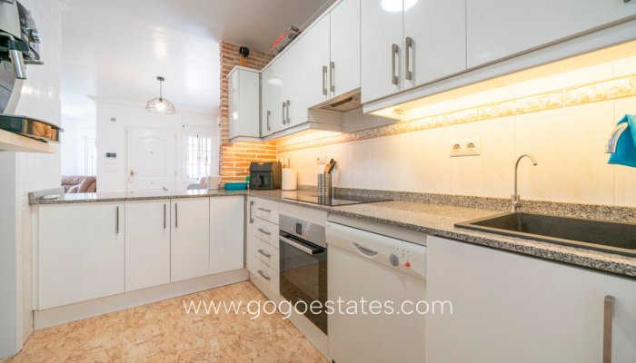 Te koop - Huis - Stadswoning - Guardamar del Segura - Guardamar del Segura Centro