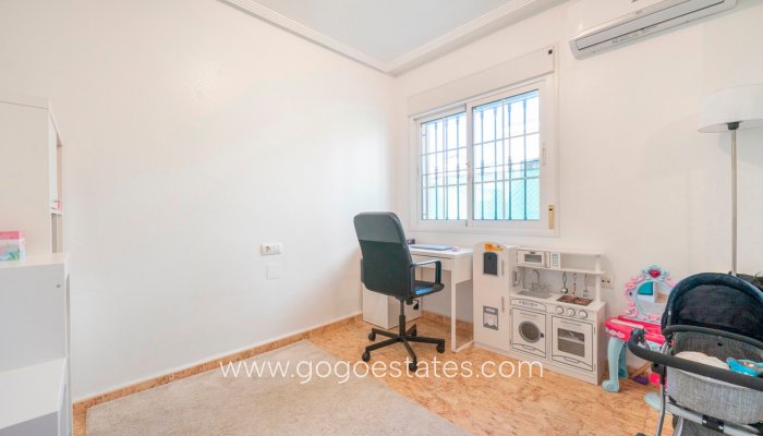 Te koop - Huis - Stadswoning - Guardamar del Segura - Guardamar del Segura Centro