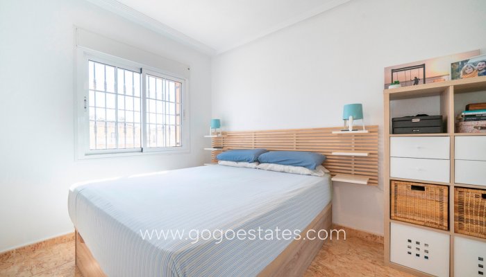 Te koop - Huis - Stadswoning - Guardamar del Segura - Guardamar del Segura Centro