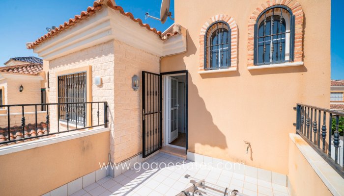 Te koop - Huis - Stadswoning - Guardamar del Segura - Guardamar del Segura Centro