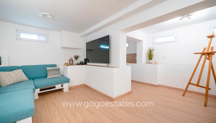 Te koop - Huis - Stadswoning - Guardamar del Segura - Guardamar del Segura Centro